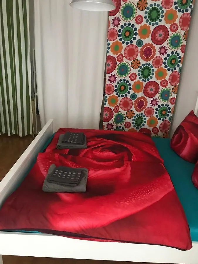 Schone Unterkunft In Stuttgart Mitte / Sophienstr Apartment